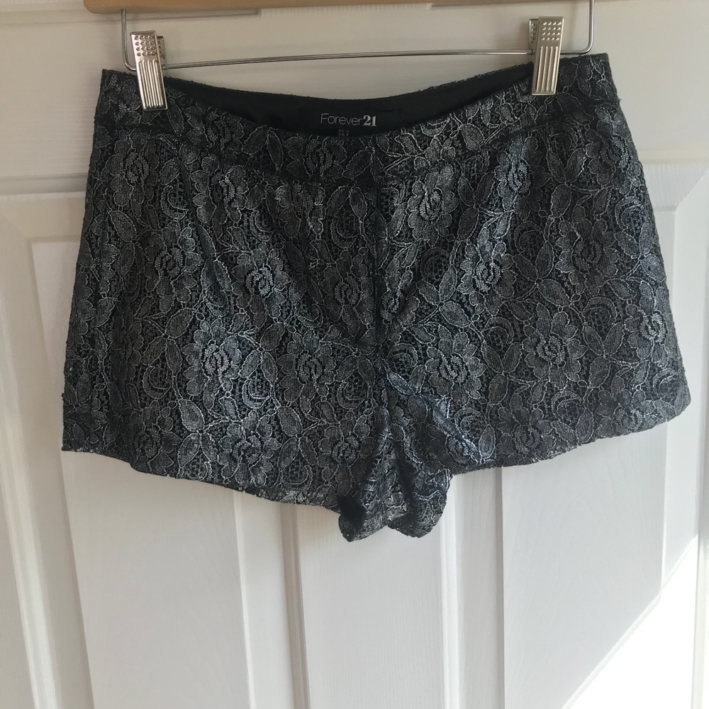 Black Pattern Shorts - Picture 2 of 7